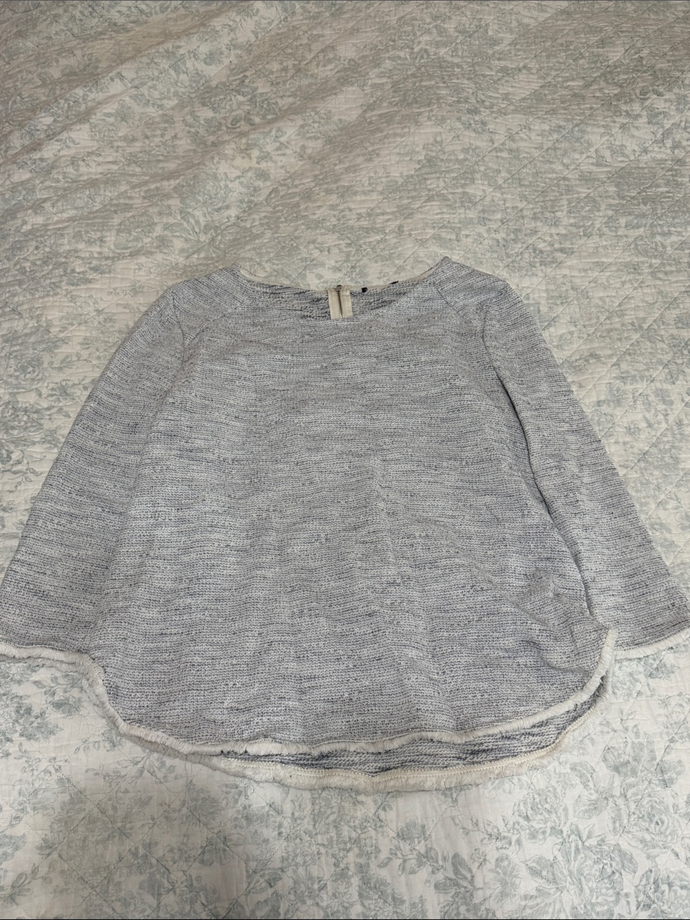 Women’s sparkly gray sweater